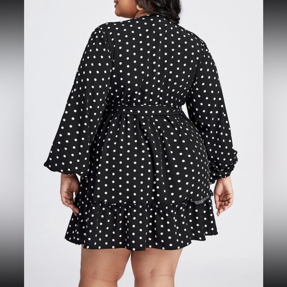 Maternity polka dot dress 👗 - Picture 2 of 4